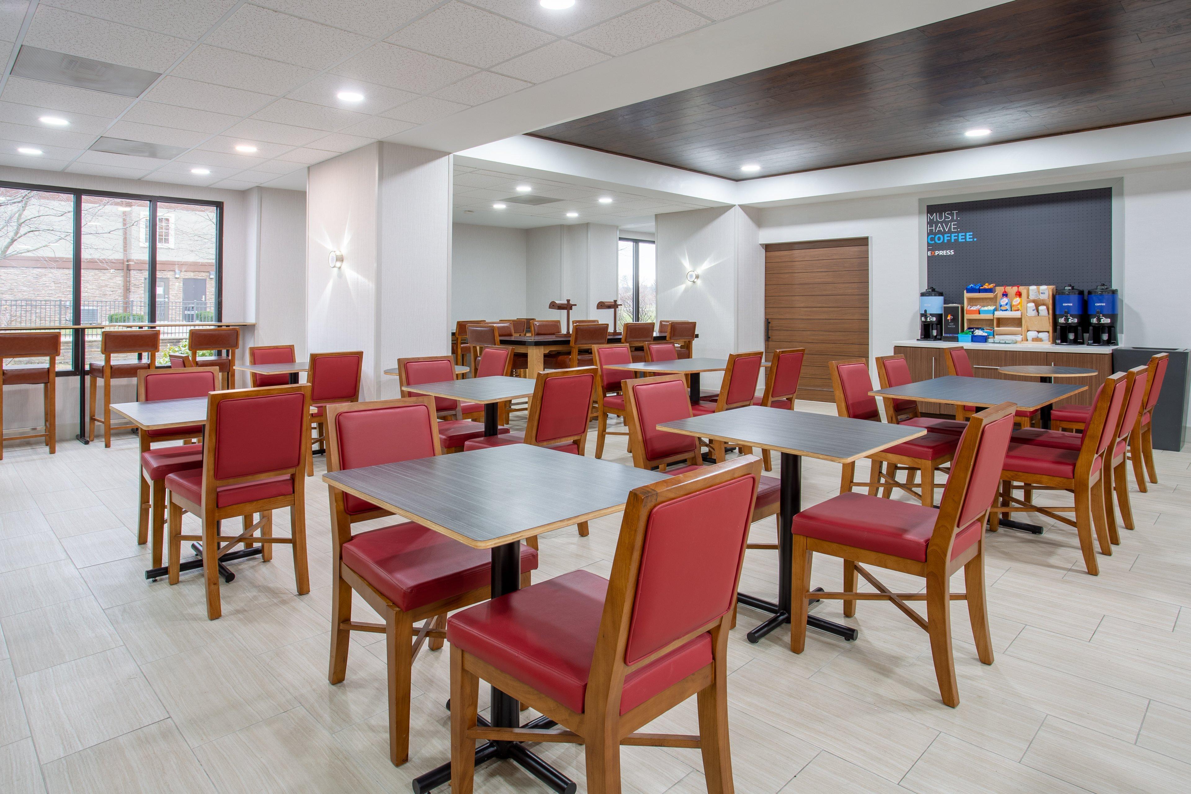快捷假日及韦恩堡套房酒店 Ellisville 外观 照片